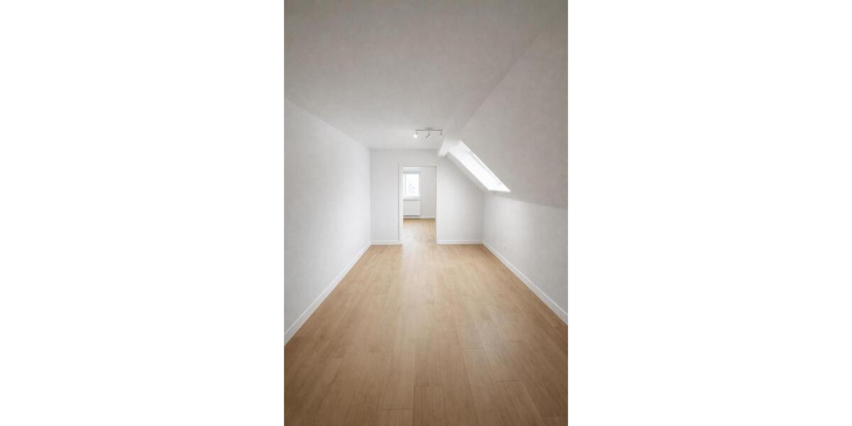 Doppelhaushälfte Eschwege - 4 Zimmer, 118 m&sup2;, 1.300&euro; | Angebot:26289949