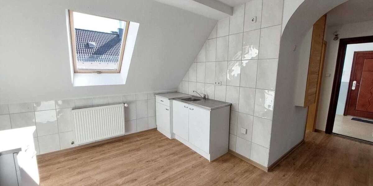 Etagenwohnung Pirmasens - 2 Zimmer, 50 m&sup2;, 350&euro; | Angebot:25152390