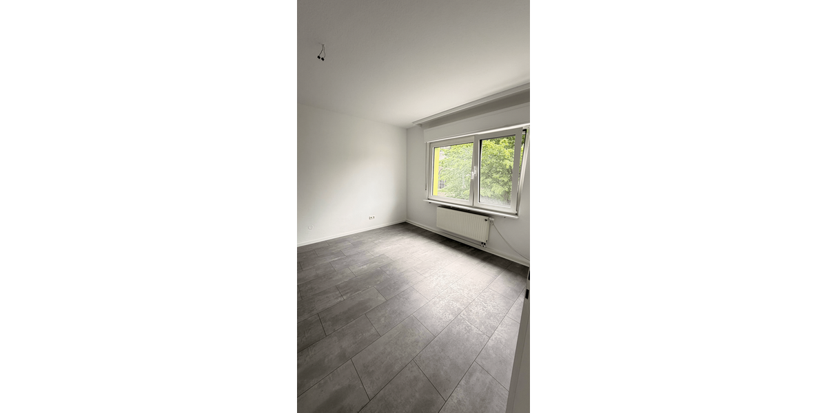 Etagenwohnung Krefeld Benrad - 2 Zimmer, 65 m&sup2;, 715&euro; | Angebot:27005680
