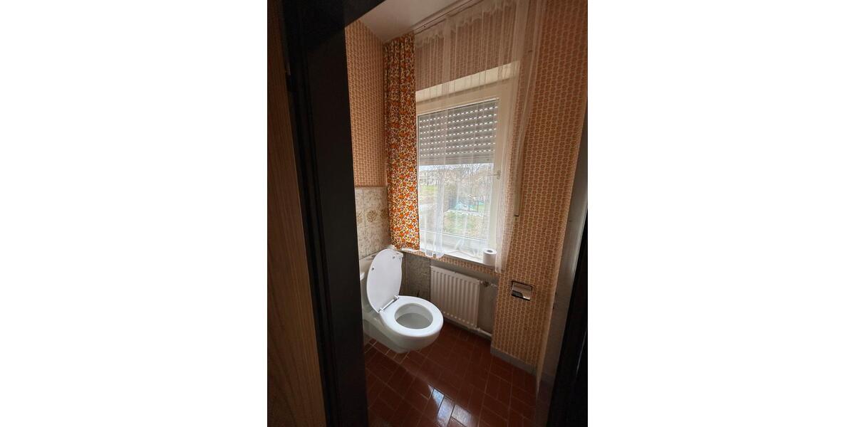 Einfamilienhaus Pöttmes - 17 Zimmer, 300 m&sup2;, 3.350&euro; | Angebot:24448406