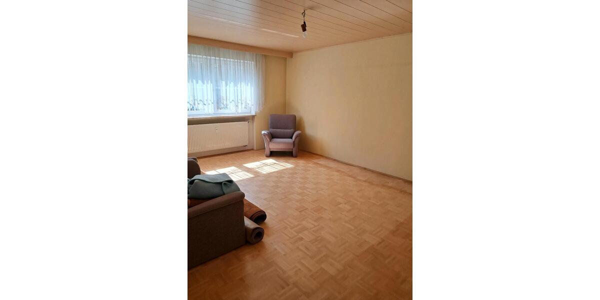 Erdgeschoßwohnung Viechtach - 3 Zimmer, 95 m&sup2;, 900&euro; | Angebot:26271628