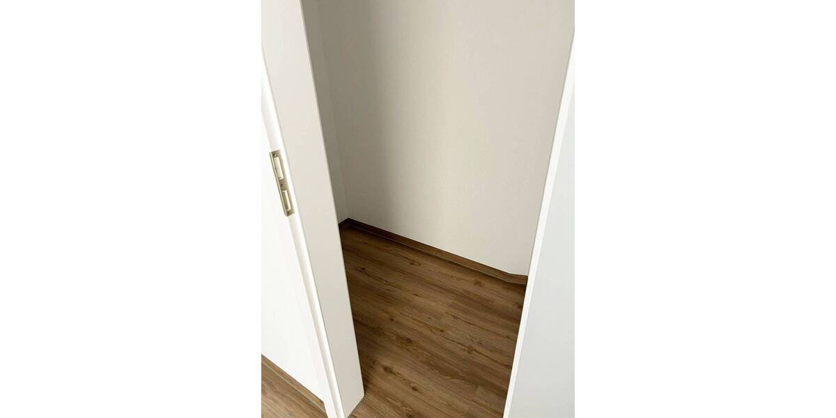 Etagenwohnung Dresden Johannstadt-Süd - 2 Zimmer, 68 m&sup2;, 657&euro; | Angebot:26154797