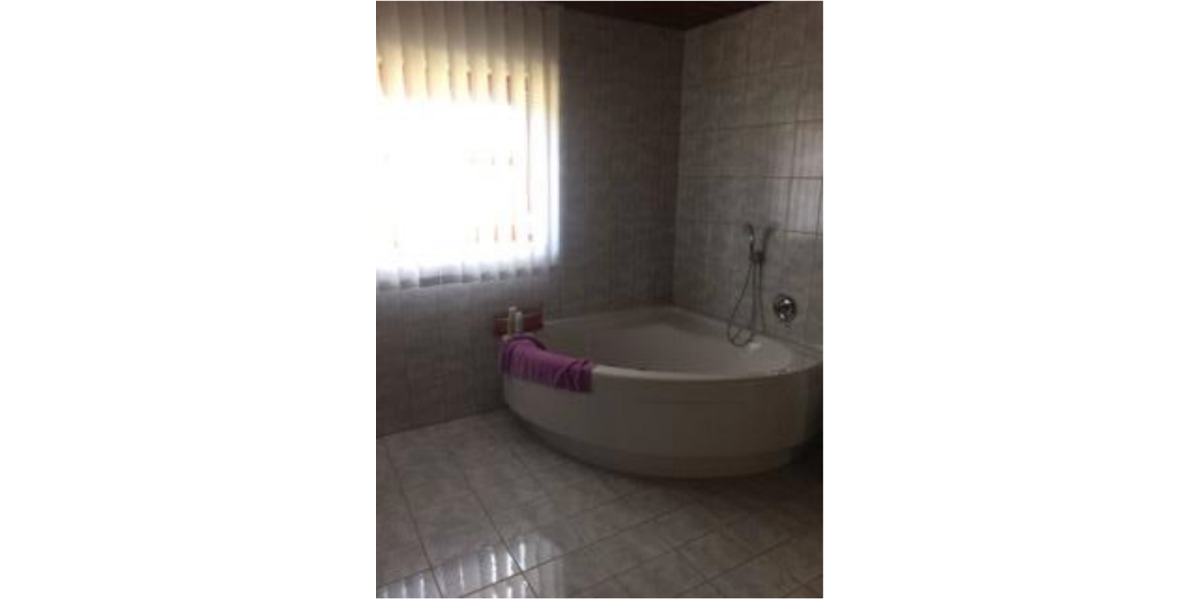 Doppelhaushälfte Ingolstadt - 5 Zimmer, 140 m&sup2;, 1.697&euro; | Angebot:25634011