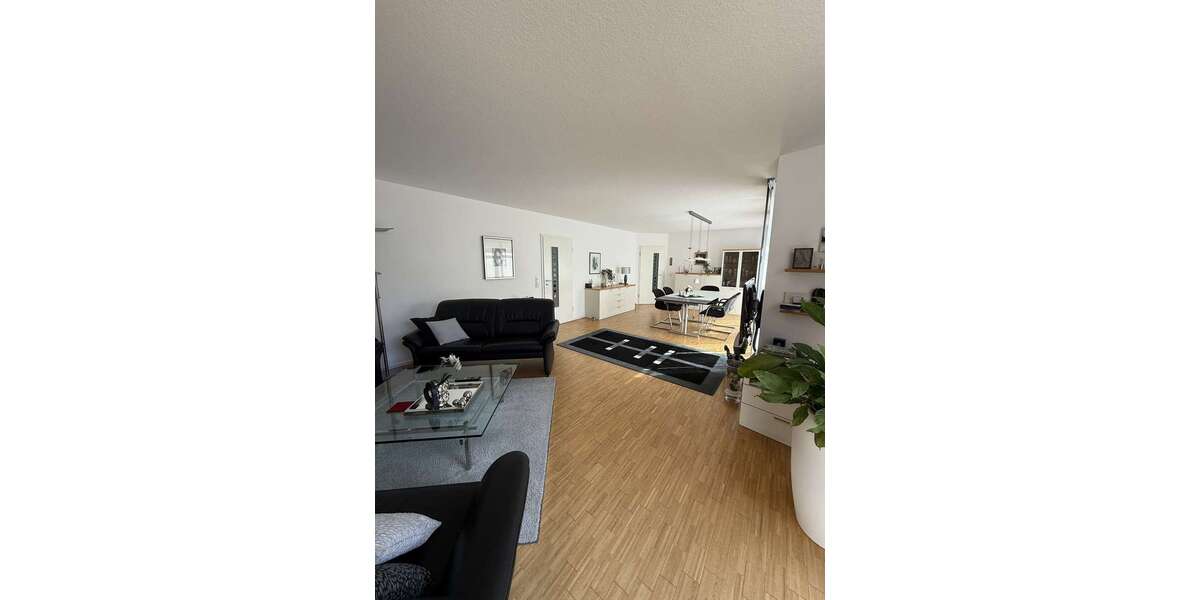 Etagenwohnung Tönisvorst - 4.5 Zimmer, 128 m&sup2;, 1.450&euro; | Angebot:25899840