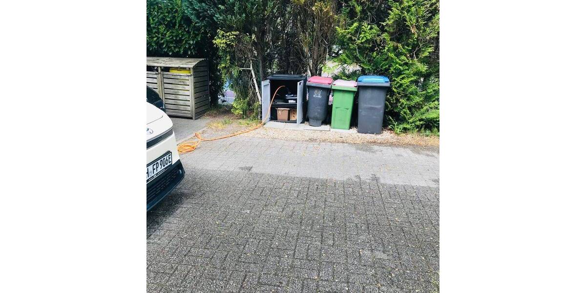 Reihenmittelhaus Hamburg Schnelsen - 6 Zimmer, 150 m&sup2;, 3.500&euro; | Angebot:25985928