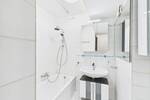 Lichtdurchflutete 3-Zimmer-Dachgeschoßwohnung mit Südbalkon, Einbauküche & ruhigem SchlafZimmer