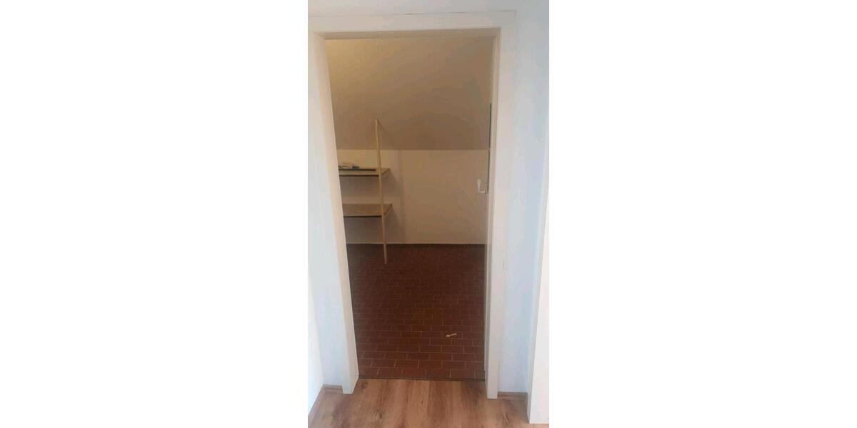 Dachgeschoßwohnung Schwaförden - 3 Zimmer, 90 m&sup2;, 650&euro; | Angebot:26480939