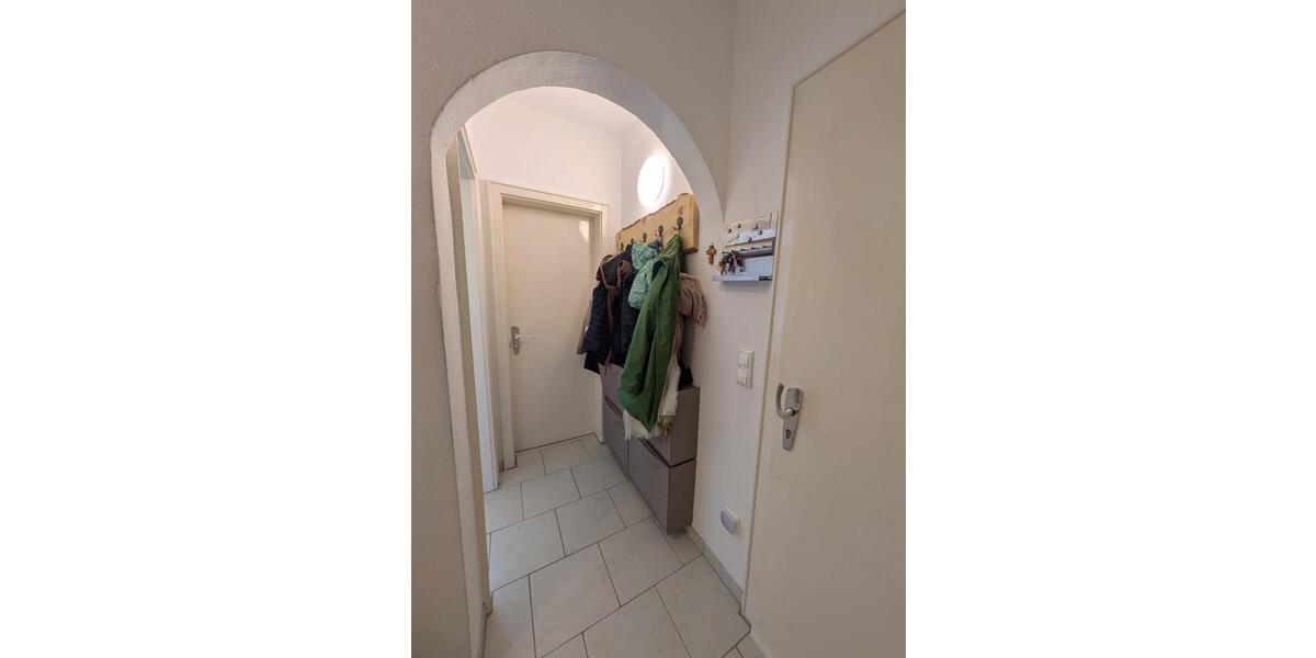 Etagenwohnung Hunderdorf - 4 Zimmer, 100 m&sup2;, 790&euro; | Angebot:24878904