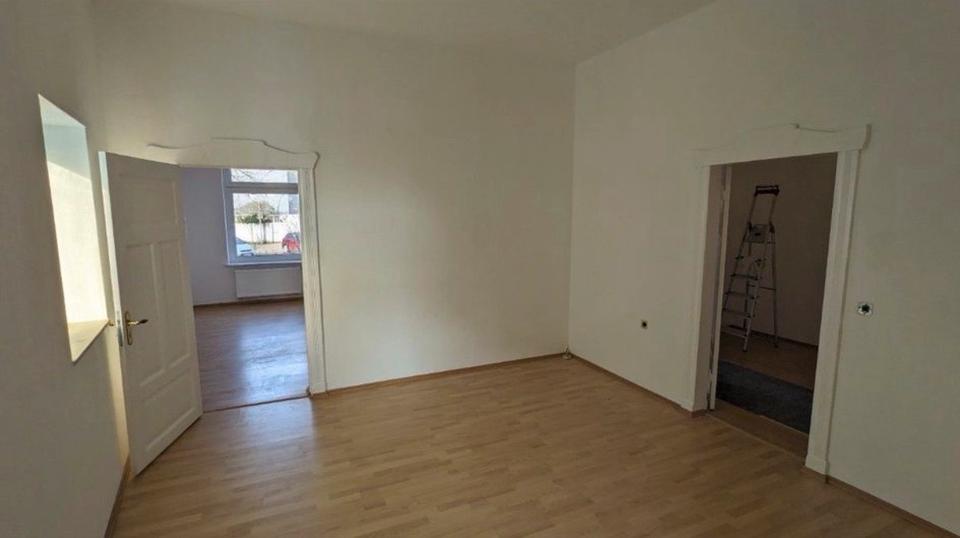 Hochparterre Rotenburg (Wümme) - 5 Zimmer, 110 m&sup2;, 900&euro; | Angebot:25943347