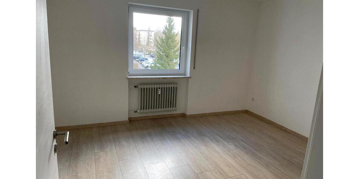 Etagenwohnung Waldkraiburg - 3 Zimmer, 76 m&sup2;, 880&euro; | Angebot:25637747