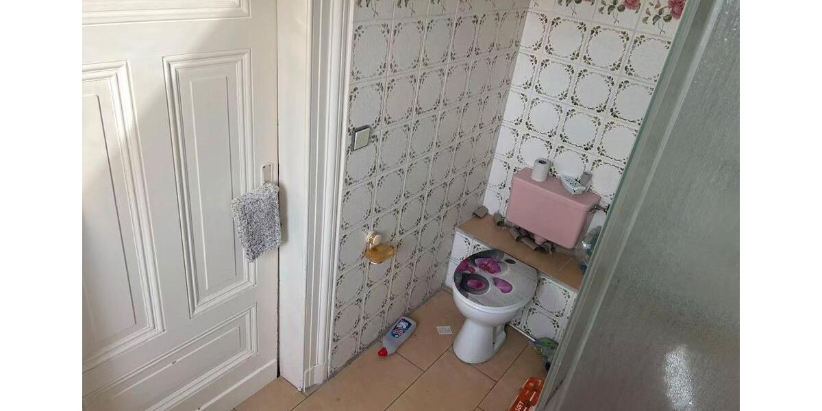 Iselohn WG-Zimmer in 3er-WG ab Dezember frei 4 zimmer