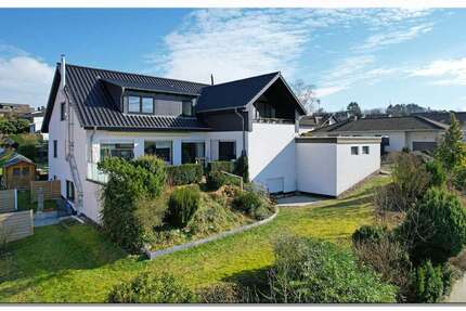 Wohnung Niestetal - 4 Zimmer, 122 m&sup2;, 1.200&euro; | Angebot:26762387