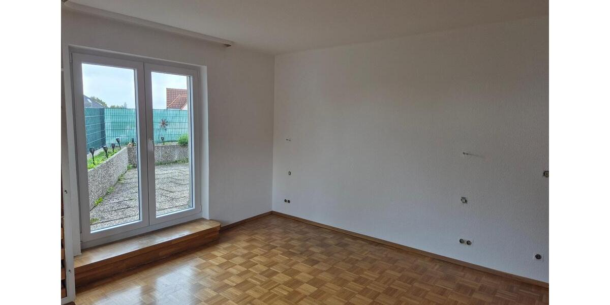 Etagenwohnung Villingen-Schwenningen Schwenningen - 4 Zimmer, 90 m&sup2;, 1.000&euro; | Angebot:25328137