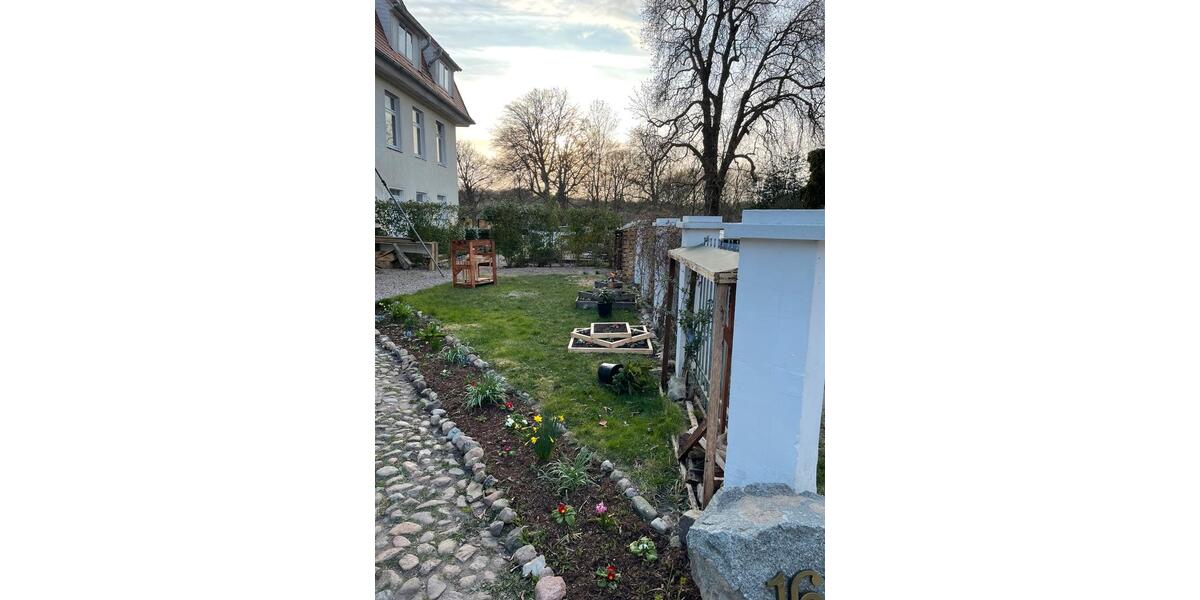 Erdgeschoßwohnung Dummerstorf - 3.5 Zimmer, 110 m&sup2;, 900&euro; | Angebot:26689719