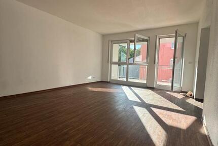 Wohnung Ludwigshafen am Rhein Ludwigshafen-Hemshof - 3 Zimmer, 90 m&sup2;, 1.170&euro; | Angebot:26512345