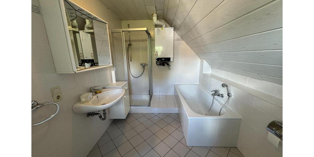 90 m² Anliegerwohnung mit Terrasse – ruhig & gepflegt 3 Zimmer 3 zimmer