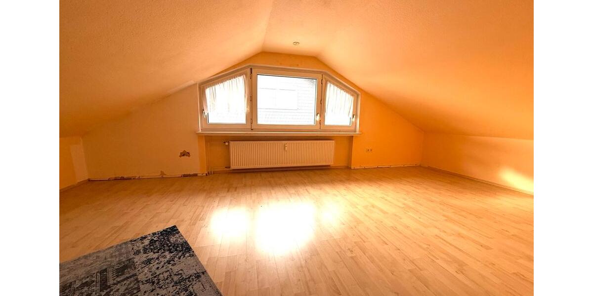 Dachgeschoßwohnung Möhnesee - 3 Zimmer, 70 m&sup2;, 550&euro; | Angebot:24833414