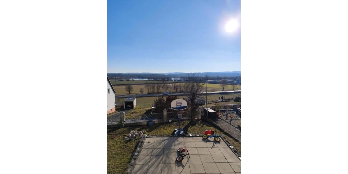 Dachgeschoßwohnung Kulmbach Blaich - 4 Zimmer, 90 m&sup2;, 1.000&euro; | Angebot:26639965