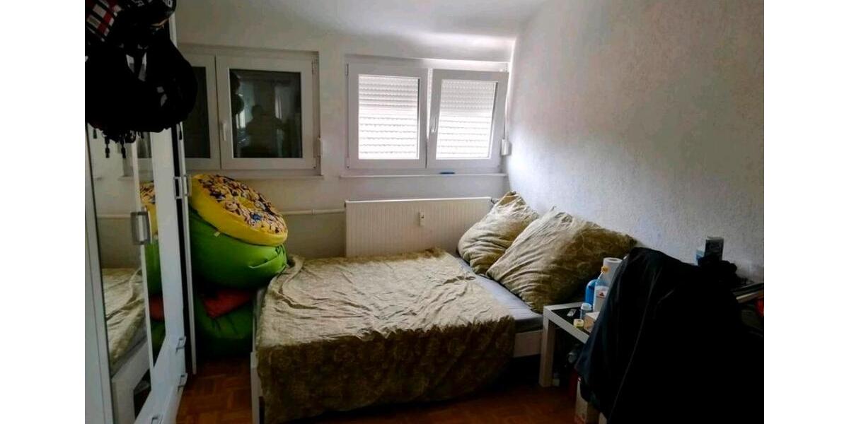 Dachgeschoßwohnung Welzheim - 4 Zimmer, 94 m&sup2;, 1.000&euro; | Angebot:24427547