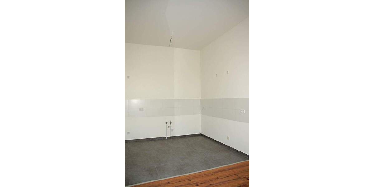 Etagenwohnung Pirna Zehista - 3 Zimmer, 98 m&sup2;, 925&euro; | Angebot:25279191