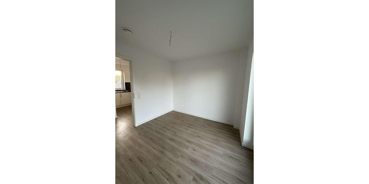 Dachgeschoßwohnung Oldenburg Drielaker-Moor - 3 Zimmer, 128 m&sup2;, 1.270&euro; | Angebot:26006646