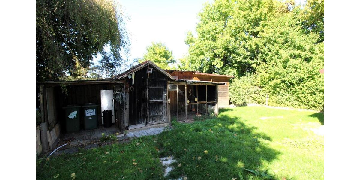 Einfamilienhaus Gunzenhausen - 8 Zimmer, 184 m&sup2;, 2.050&euro; | Angebot:24679181