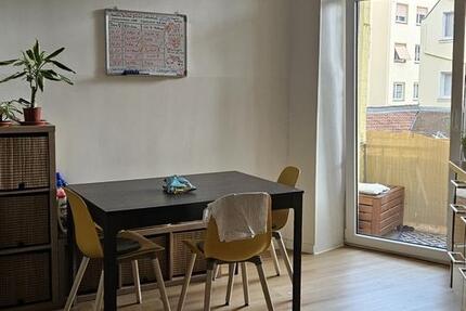 WG-Zimmer in 112m² Altbau | 2 Bäder | International | ab 1.12. 16 zimmer