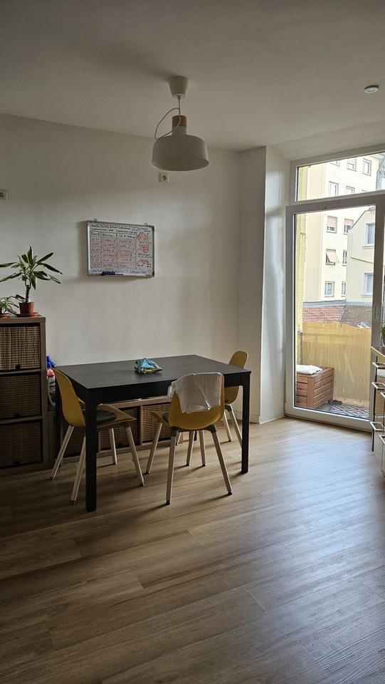 WG-Zimmer in 112m² Altbau | 2 Bäder | International | ab 1.12. 16 zimmer