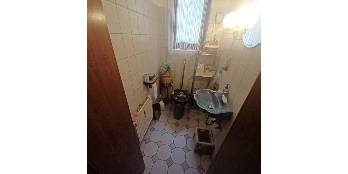 Erdgeschoßwohnung Kandel - 7 Zimmer, 125 m&sup2;, 1.375&euro; | Angebot:24688449