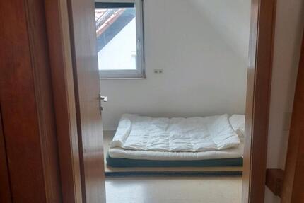 Wohnen auf Zeit Tübingen Lustnau - 1 Zimmer, 14 m&sup2;, 200&euro; | Angebot:26153840