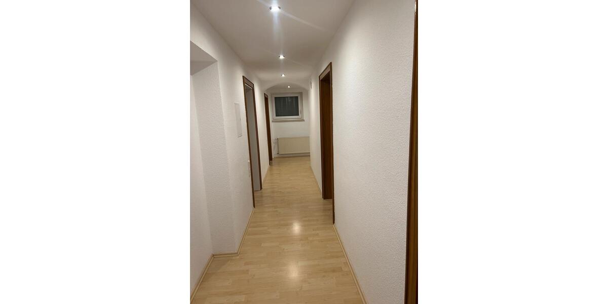Erdgeschoßwohnung Meschede - 1 Zimmer, 42 m&sup2;, 320&euro; | Angebot:27587206