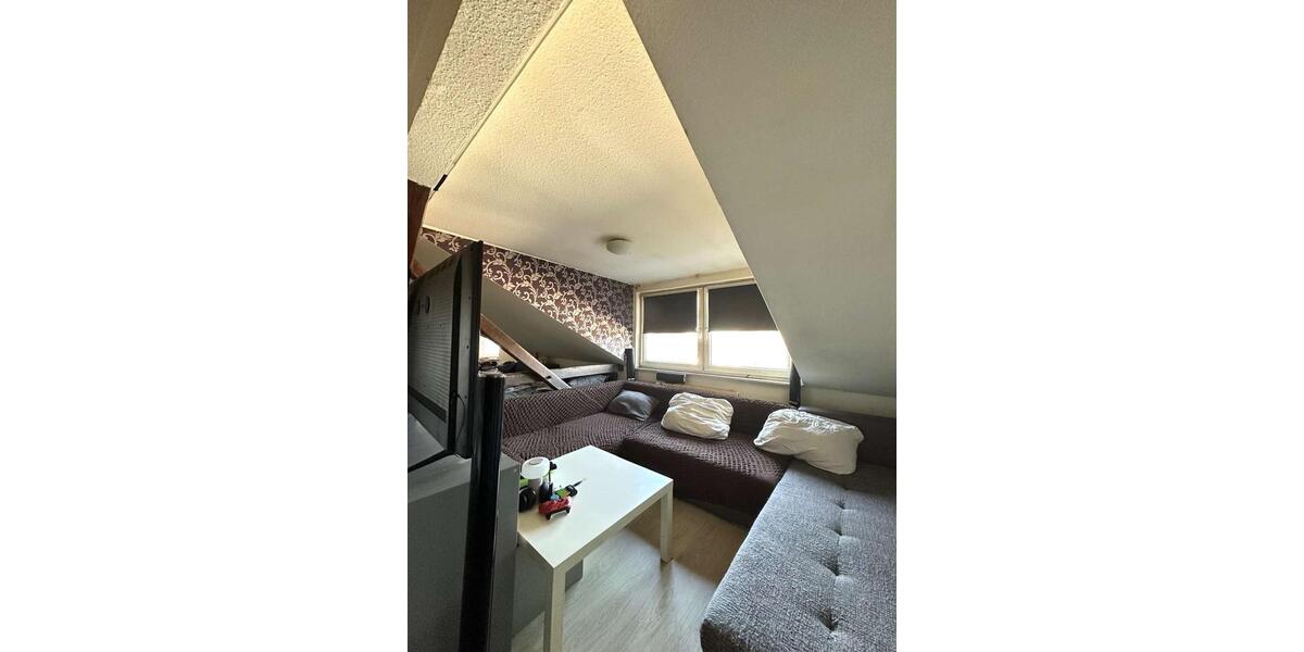 Dachgeschoßwohnung Bochum Günnigfeld - 1 Zimmer, 38 m&sup2;, 295&euro; | Angebot:25305985