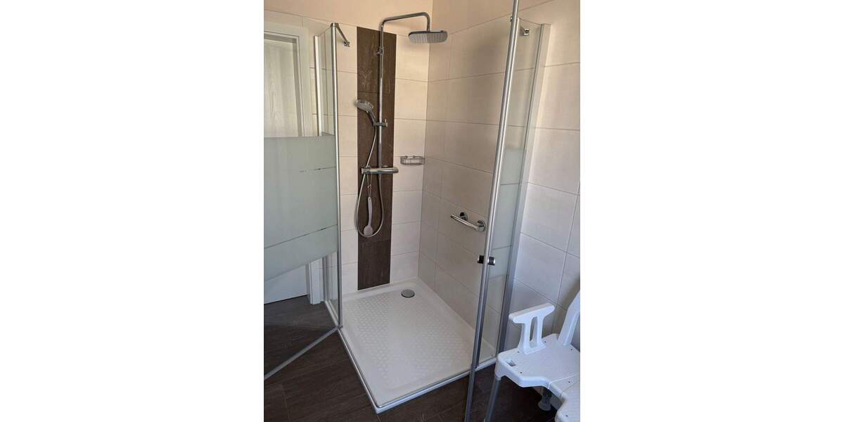 Etagenwohnung Engelskirchen Ründeroth - 4 Zimmer, 127 m&sup2;, 1.100&euro; | Angebot:25666273