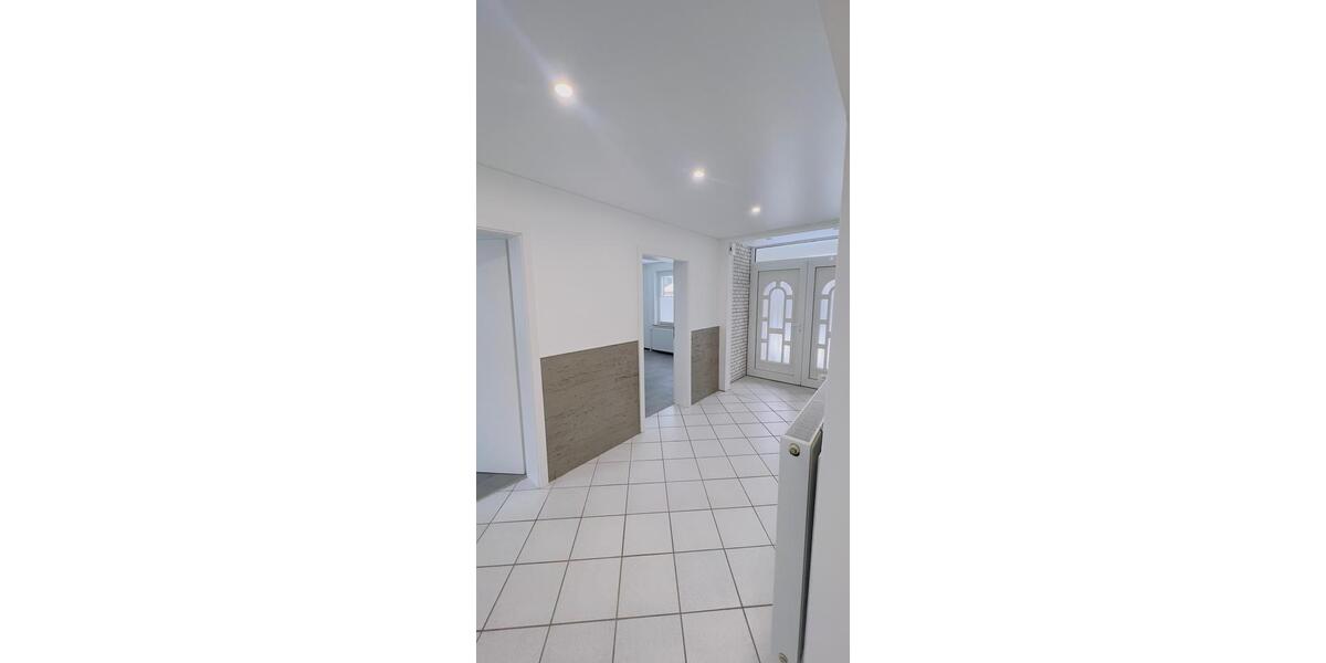 Etagenwohnung Edemissen - 4 Zimmer, 115 m&sup2;, 1.300&euro; | Angebot:24743448