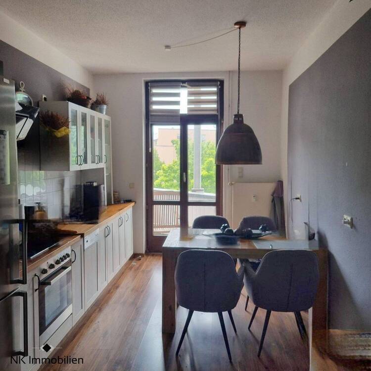 ++ wunderschöne, neue 2-Raum Wohnung - WG geeignet - mit Balkon & Stellplatz (auf Wunsch) ++