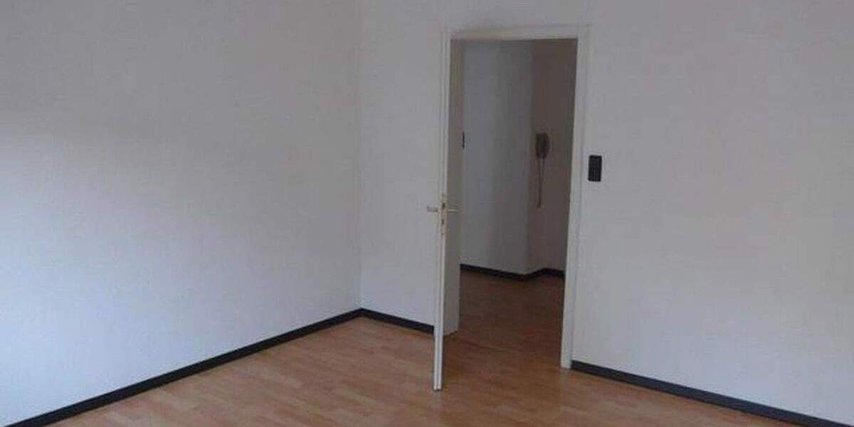 Etagenwohnung Rodalben - 3 Zimmer, 100 m&sup2;, 690&euro; | Angebot:25657424