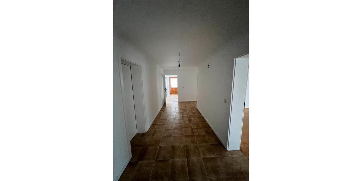 Etagenwohnung Regen - 2 Zimmer, 100 m&sup2;, 750&euro; | Angebot:24974935