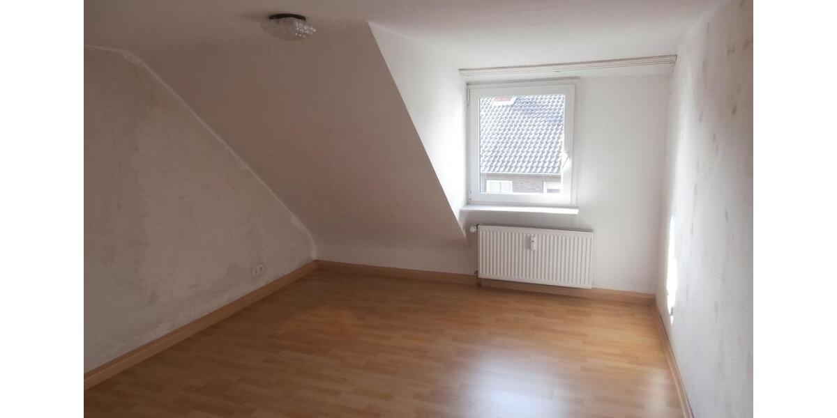 Dachgeschoßwohnung Linnich - 3 Zimmer, 54 m&sup2;, 370&euro; | Angebot:24741254