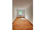 **MODERNISIERTE 3 Zimmer ERDGESCHOSS Wohnung MIT BALKON UND NEUEM DUSCHBAD**