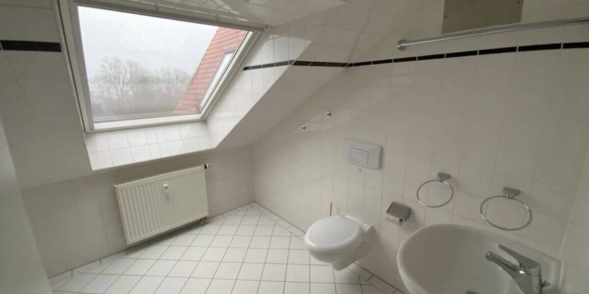 Etagenwohnung Limbach-Oberfrohna Kändler - 2 Zimmer, 62 m&sup2;, 364&euro; | Angebot:26487105