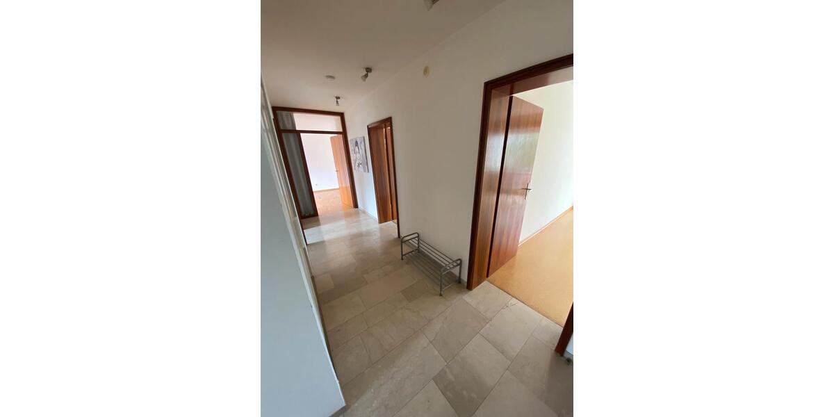 Wohnen auf Zeit Stuttgart Zuffenhausen - 3 Zimmer, 40 m&sup2;, 670&euro; | Angebot:25549565