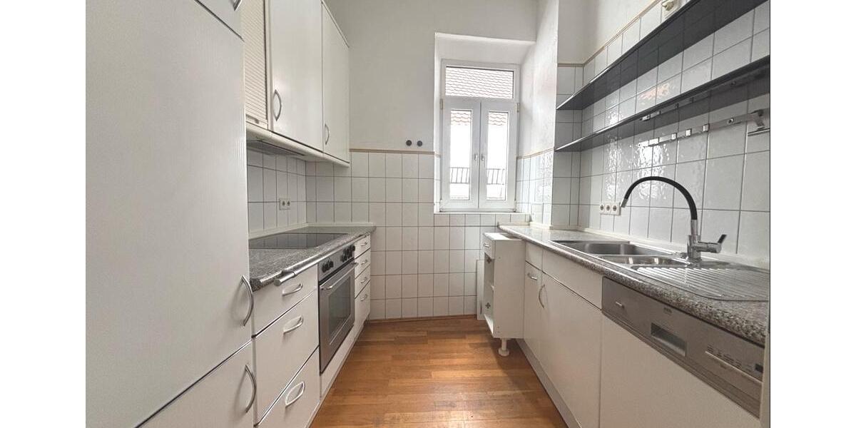 Dachgeschoßwohnung Altdorf bei Nürnberg - 4 Zimmer, 125 m&sup2;, 1.175&euro; | Angebot:24813547