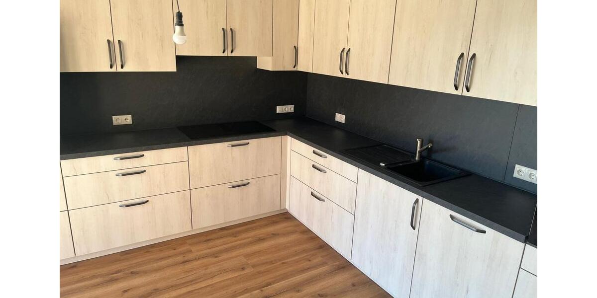 Etagenwohnung Hohn - 3 Zimmer, 82 m&sup2;, 902&euro; | Angebot:26020003