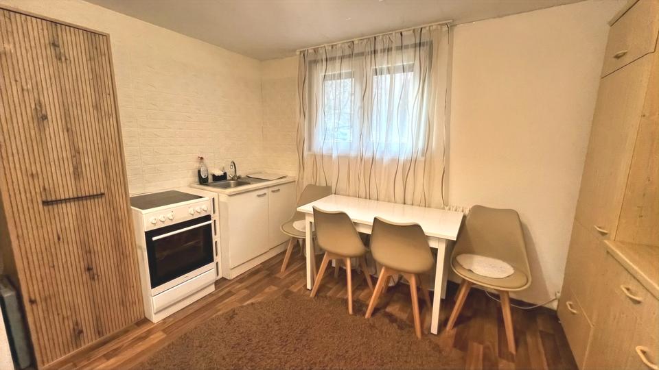 Dachgeschoßwohnung Waldshut-Tiengen Tiengen - 3 Zimmer, 75 m&sup2;, 820&euro; | Angebot:24859380