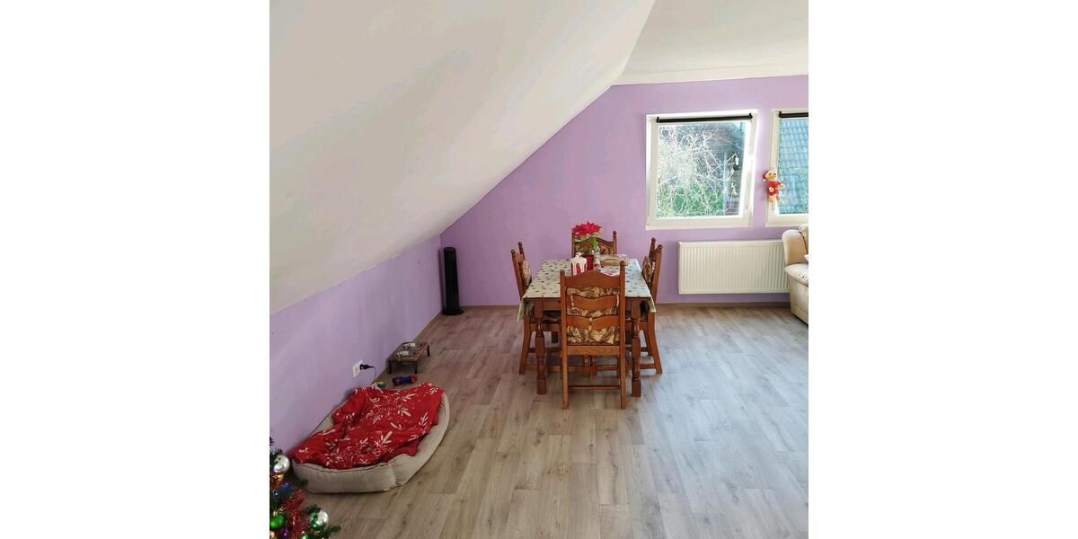 Dachgeschoßwohnung Haundorf - 3 Zimmer, 100 m&sup2;, 1.000&euro; | Angebot:24224716