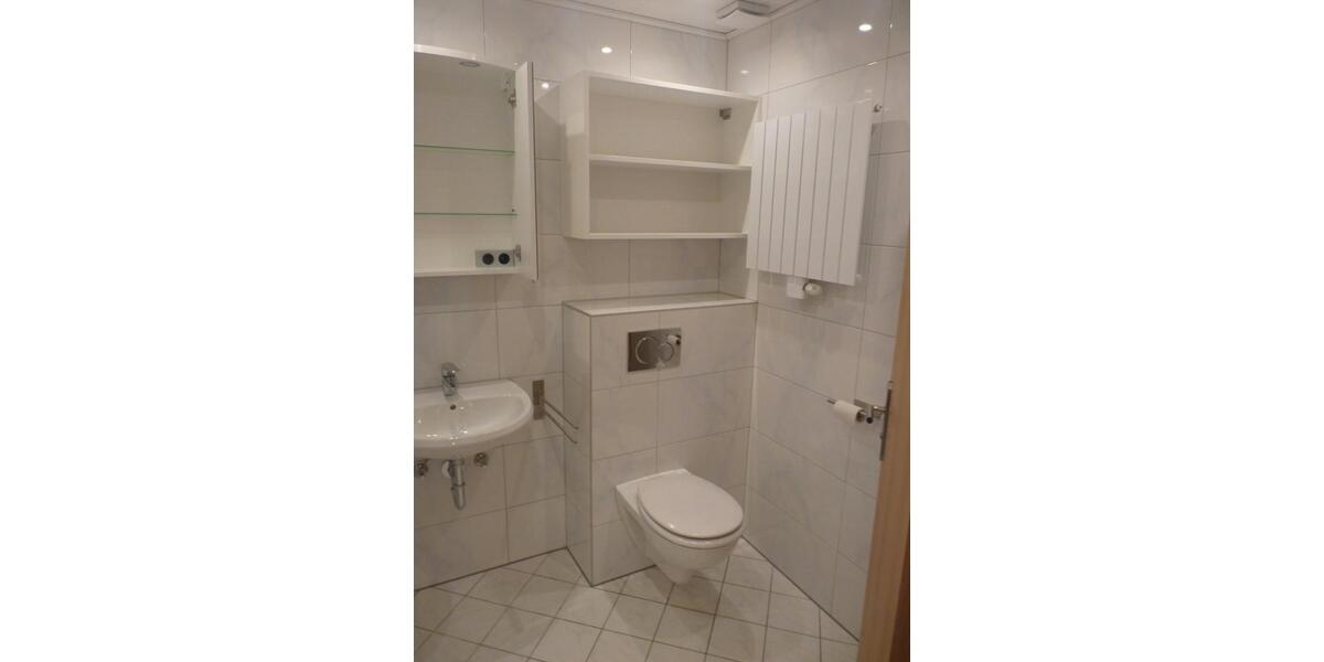 Etagenwohnung Bad Karlshafen - 3 Zimmer, 80 m&sup2;, 560&euro; | Angebot:26195944