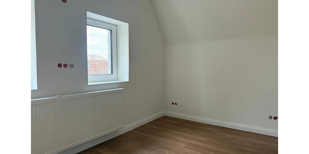 Dachgeschoßwohnung Celle Altenhagen - 2 Zimmer, 77 m&sup2;, 600&euro; | Angebot:24473468