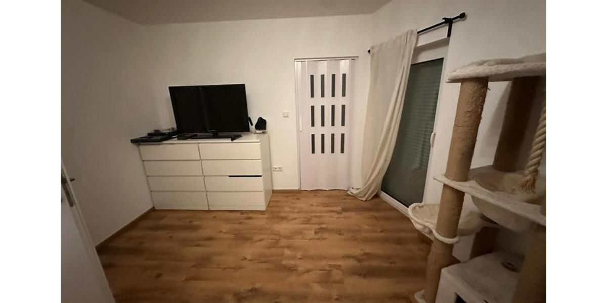 Dachgeschoßwohnung Rödelsee - 4.5 Zimmer, 108 m&sup2;, 950&euro; | Angebot:24338948