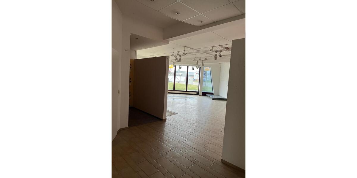 Gewerbeobjekt Eislingen (Fils) - 2.800&euro; | Angebot:25642708