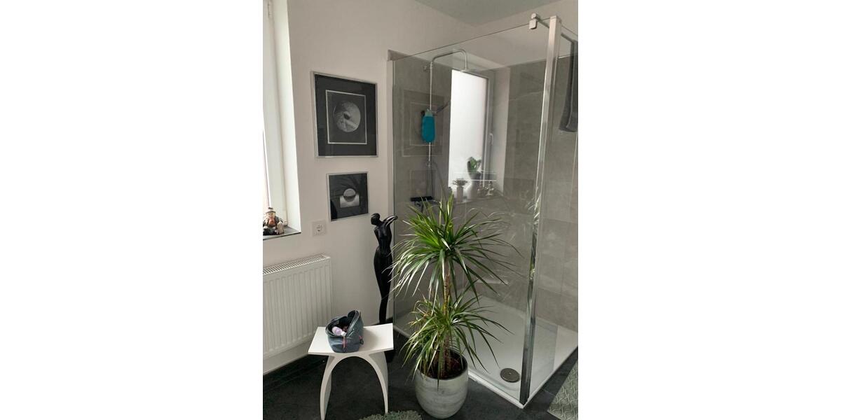 Reihenhaus Uslar - 5.5 Zimmer, 140 m&sup2;, 1.150&euro; | Angebot:24842663